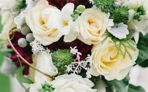 2028年农历六月廿八结婚好吗 今日办婚礼好不好