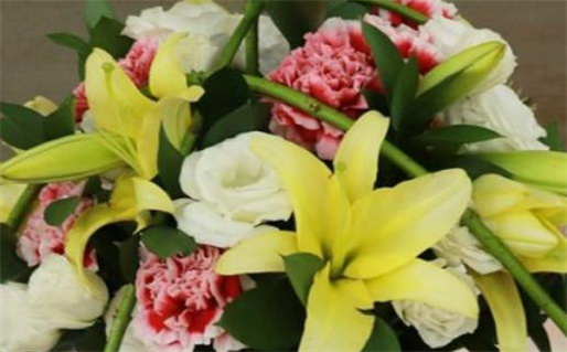 2026年农历七月十一领证吉日查询 今日领证结婚好不好