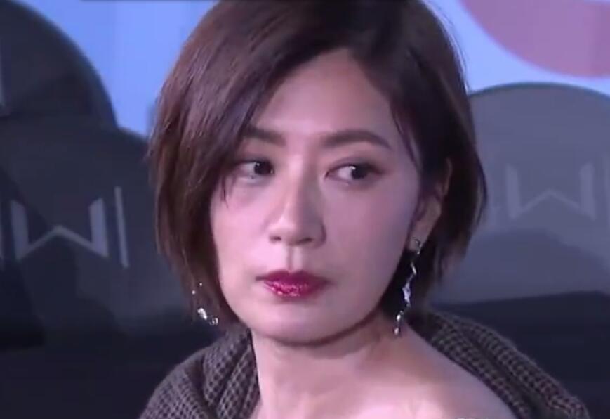 贾静雯回应股市受灾情况：投入不多 还好